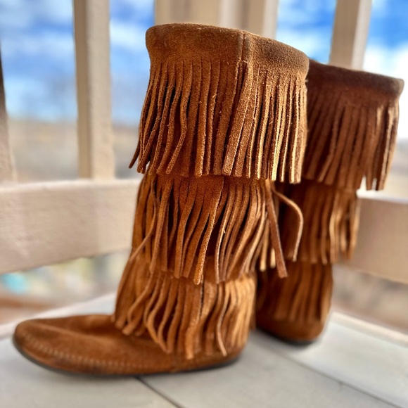 Minnetonka Moccasin 3-layer Fringe Suede Leather Tall Boots - Picture 7 of 16